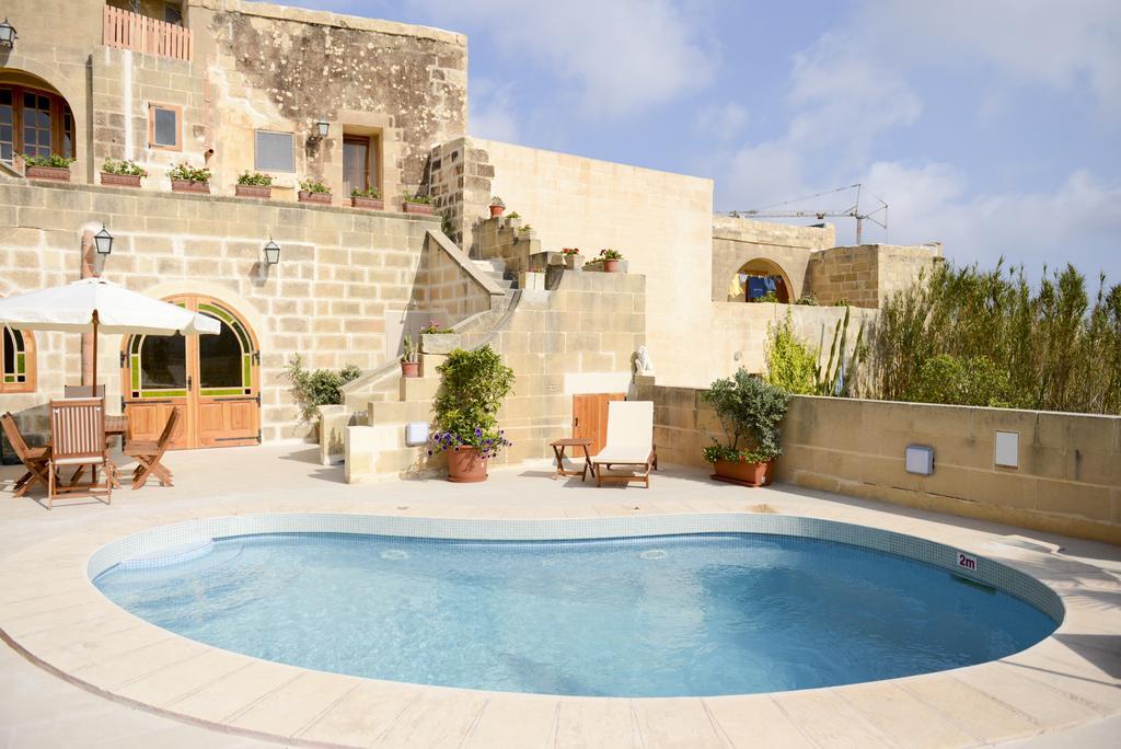 הוילה Għarb Mill House חדר תמונה