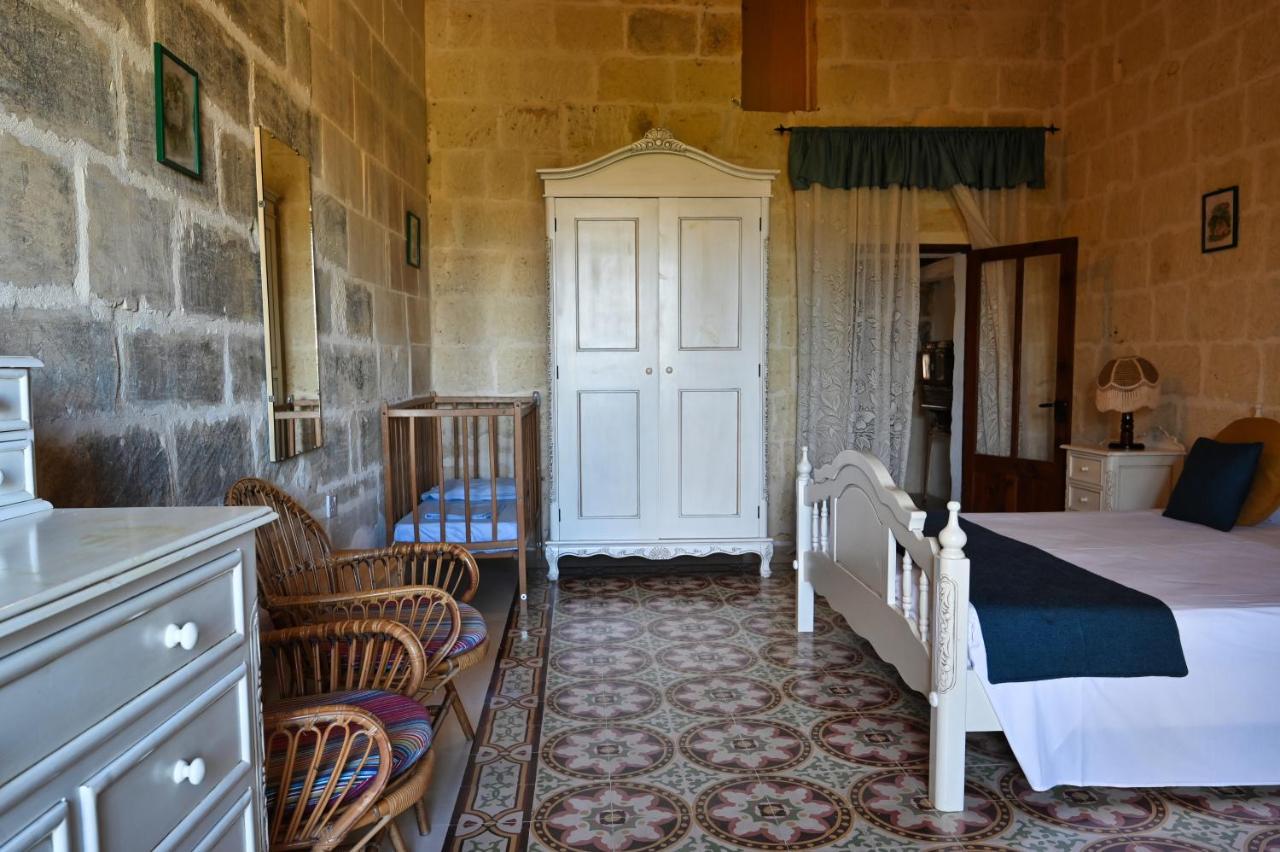 הוילה Għarb Mill House מראה חיצוני תמונה